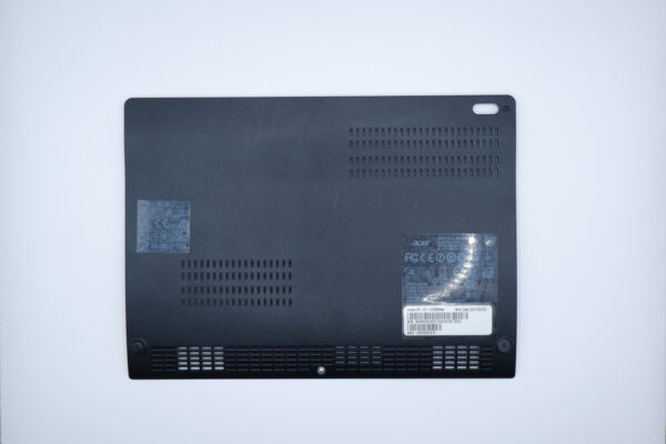 ACER Aspire V5-121 RAM HDD fedél burkolat EAZHA005010 ZYU3XZHABDTN