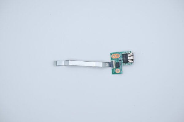 HP Compaq Presario CQ62 G62 laptop USB port panel 01013JS00-535-G
