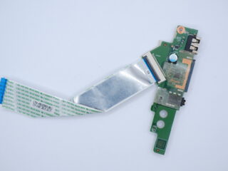Lenovo Yoga 500 Edge 2 15 laptop kártyaolvasó USB jack panel 448.03N01.0011