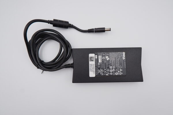 DELL gyári laptop töltő 19,5V 6.7A 130W ADP-130DB B 130W