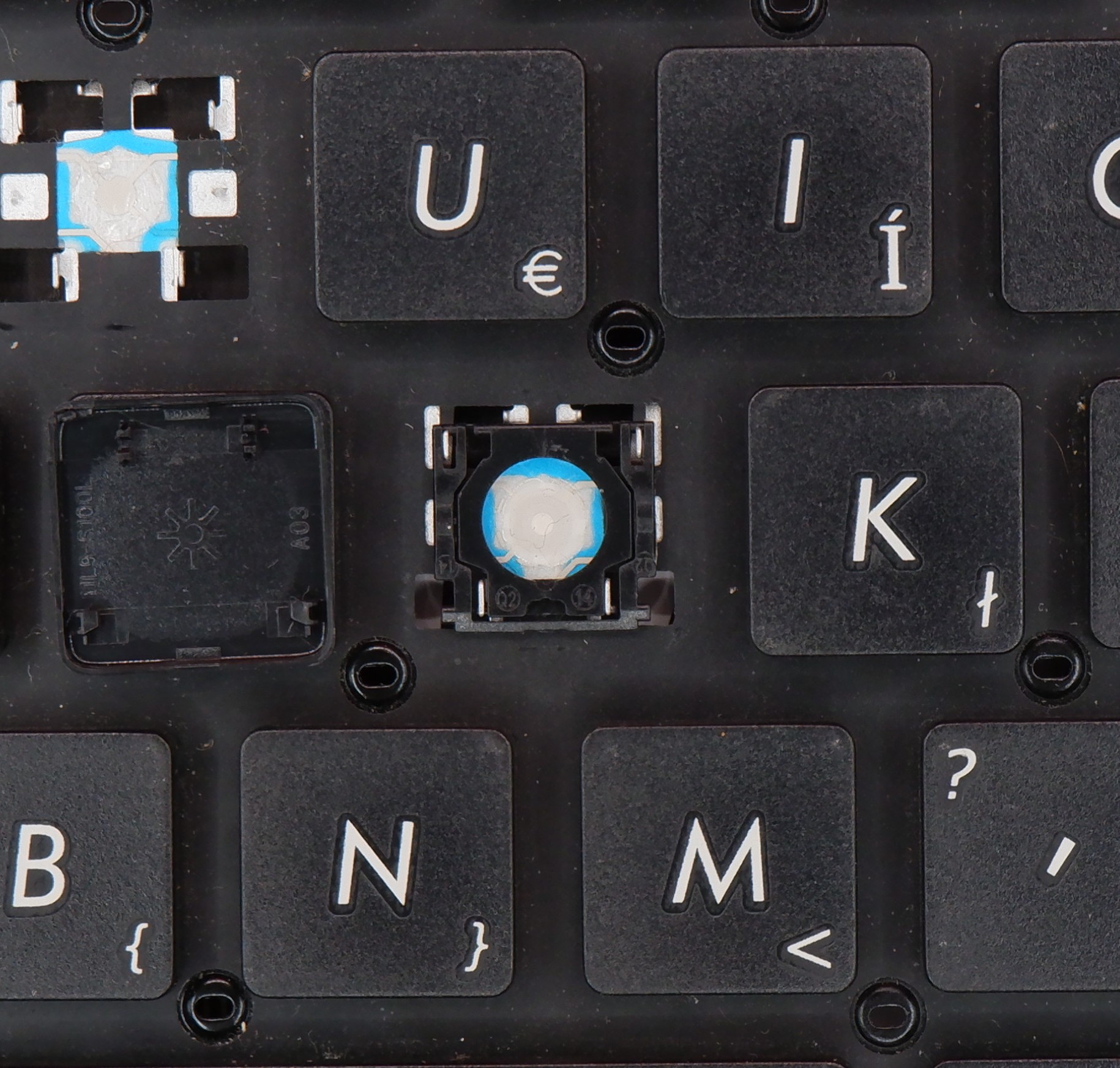 Asus X501 laptop billentyűzet gomb MP-11N66HU-920W