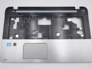 Toshiba Satellite S70-A-10T laptop felső ház ZYE39BD5TA01