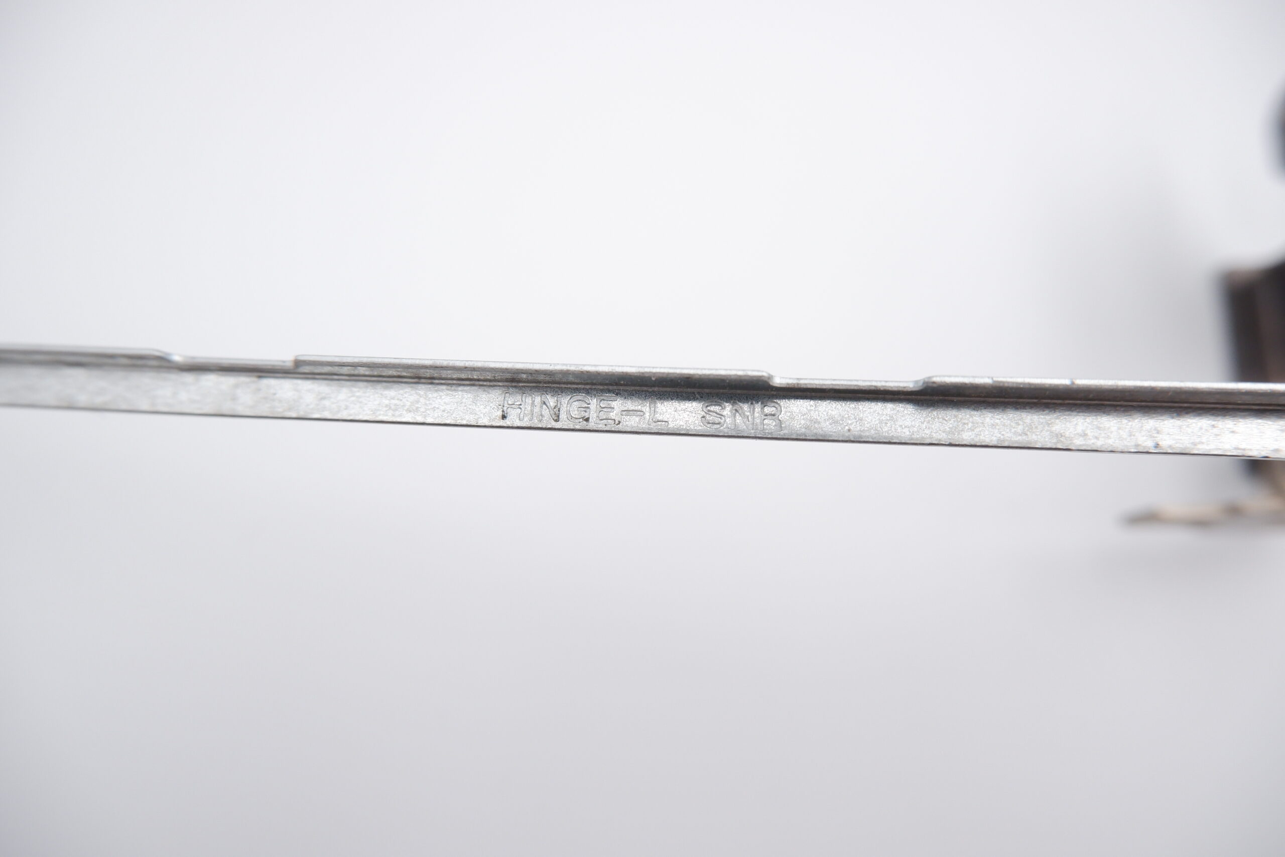 HP 17-x096ng laptop kijelző zsanér 433.08C06.0001 433.08C05.0001 - Image 2