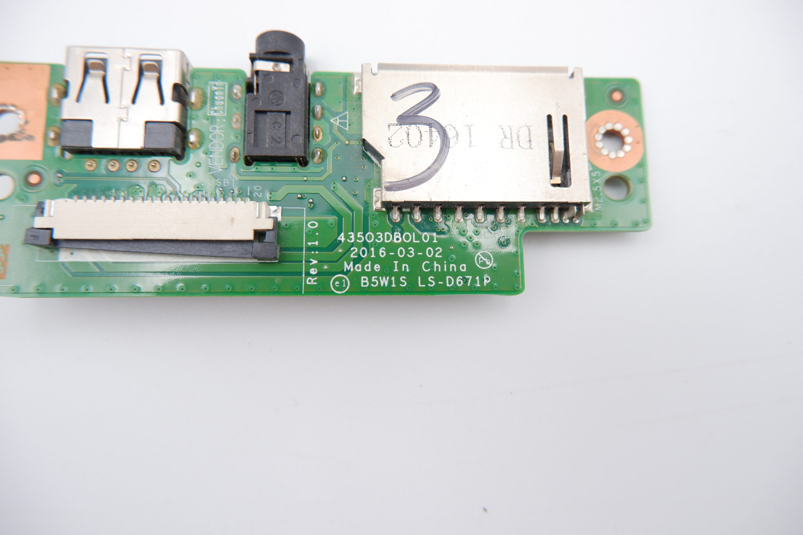 Acer Aspire ES1-732 laptop kártyaolvasó USB panel LS-D671P 435O3DBOL01 - Image 2