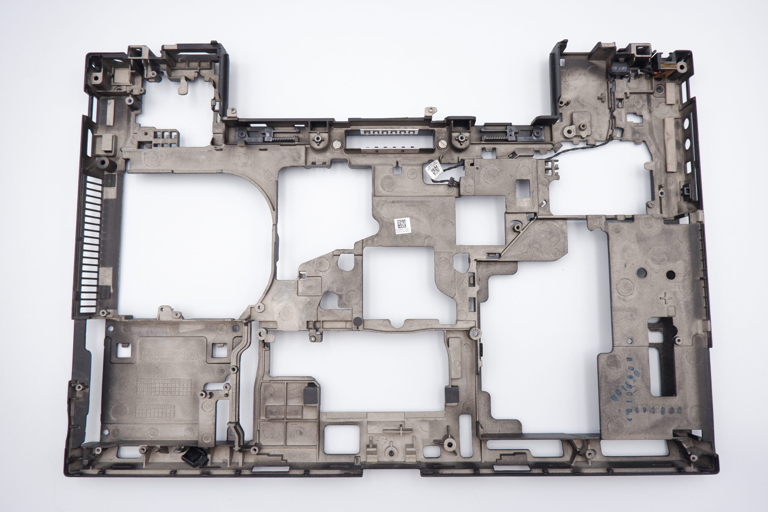 Dell Latitude E6510 laptop alsó ház 0XNRJC AM0AF000900