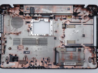 Toshiba Satellite L670 L675 laptop alsó ház AP0CK000900