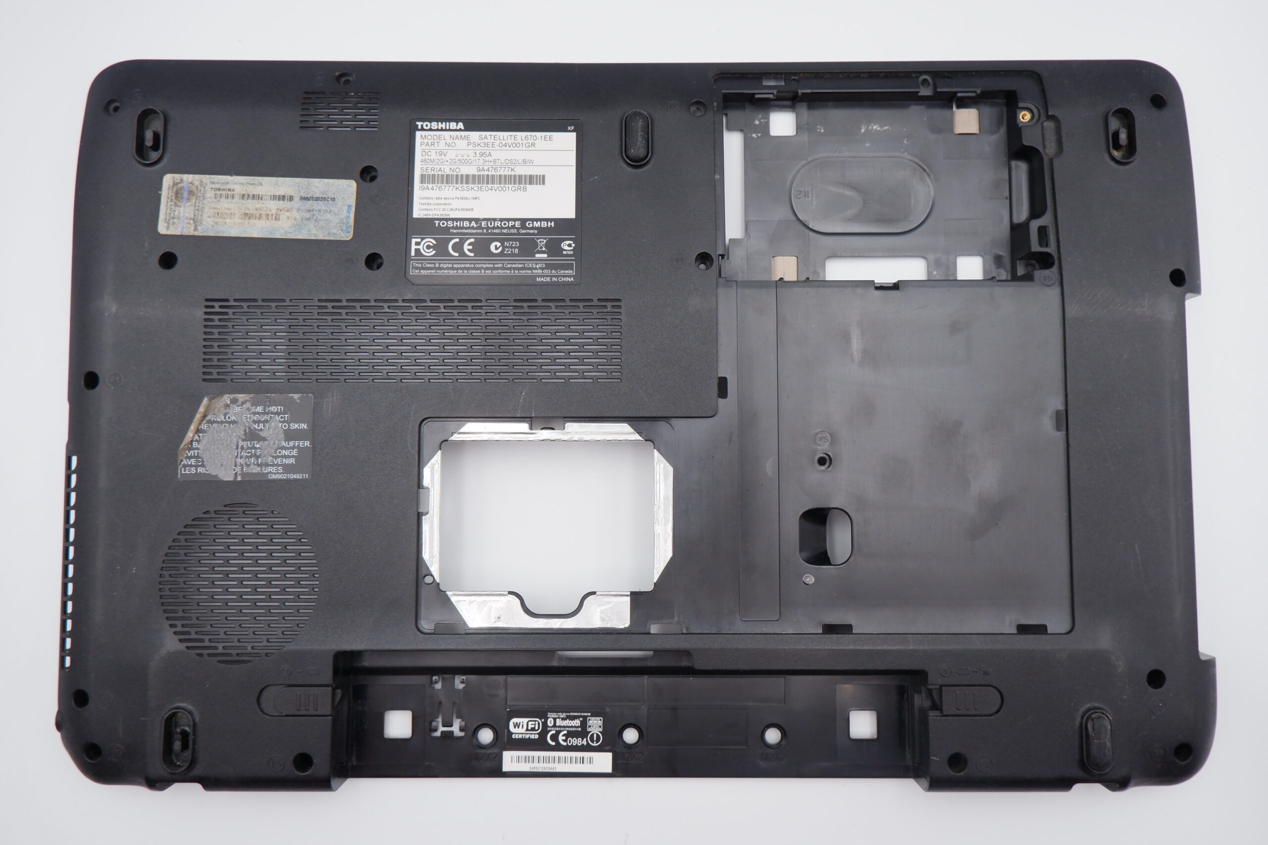 Toshiba Satellite L670 L675 laptop alsó ház AP0CK000900 - Image 3